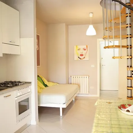 Apartment Deluxe 10 *