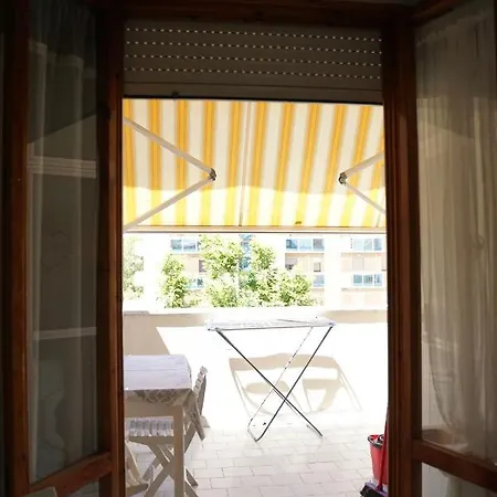 Deluxe 10 Apartment